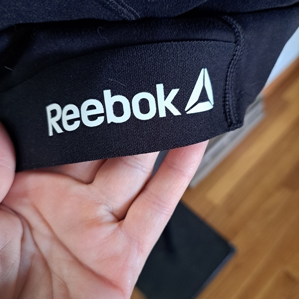 Reebok Women's 2XL Cropped Bra Tank Removable Cupps Black White Athleisure - Picture 4 of 6